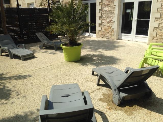 Auberge De La Luzerne Bernieres-sur-Mer Екстер'єр фото