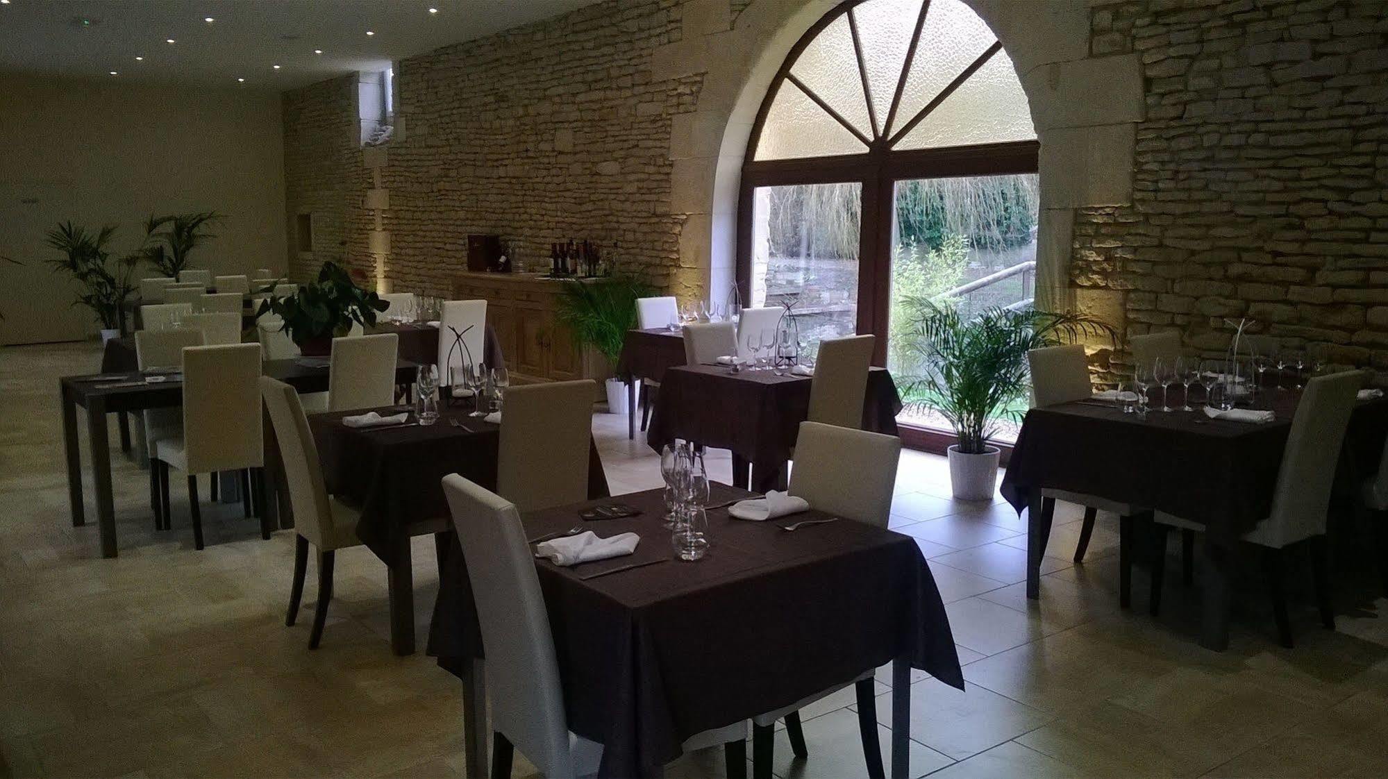 Auberge De La Luzerne Bernieres-sur-Mer Екстер'єр фото